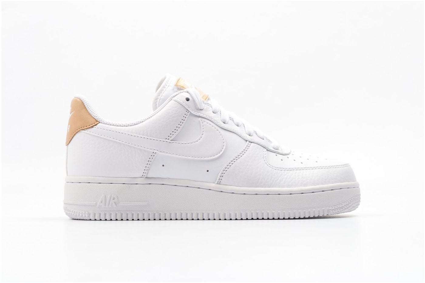 Nike Air Force 1 LV8 Vachetta