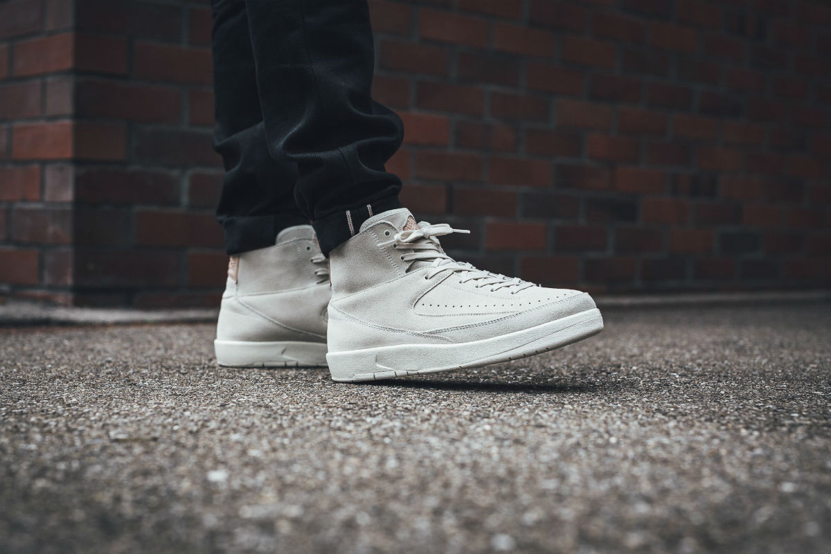 Air Jordan 2 Decon