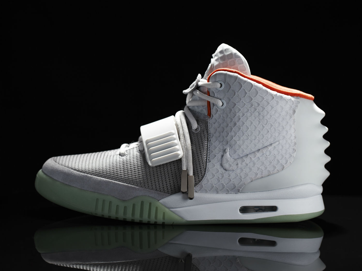 nike air yeezy 2