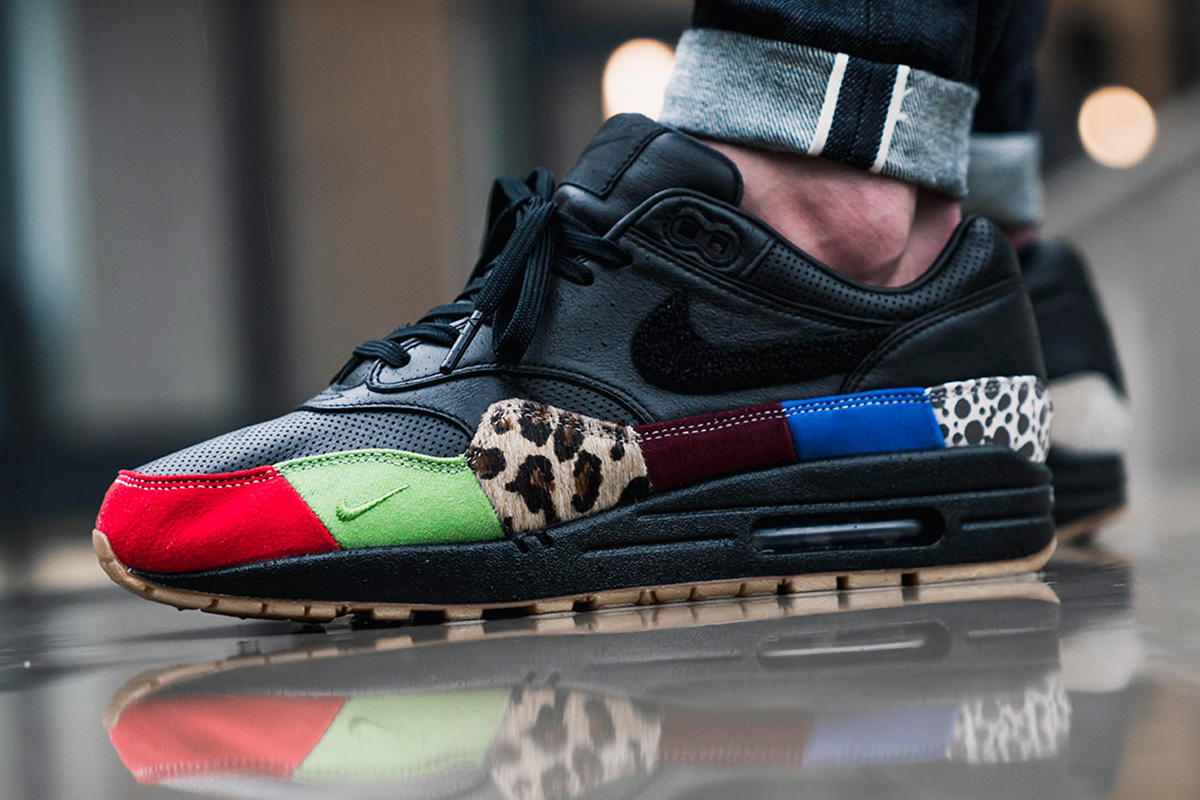 NIKE aIR MAX 1 MASTER bLACK